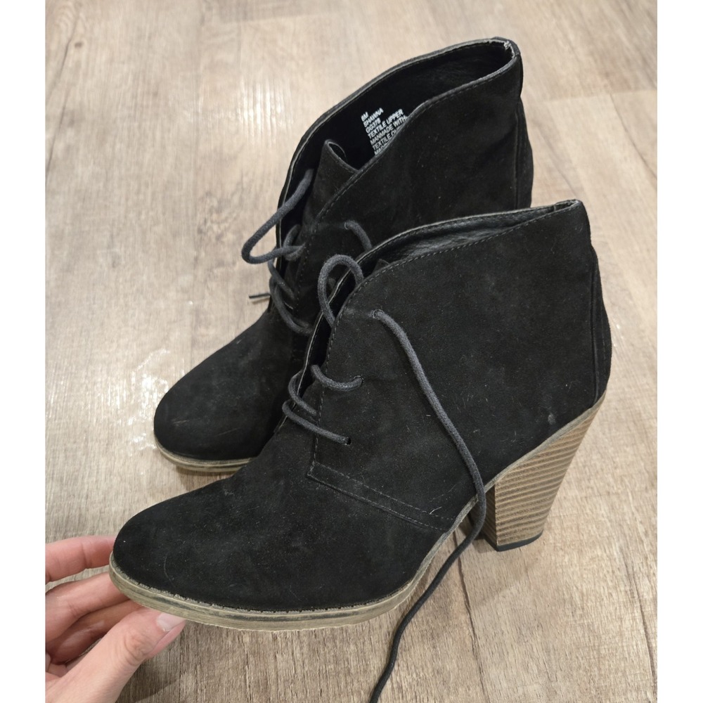 MIA Boots Womens 8M Shayna Black Faux Suede‎ Heel Desert Ankle Bootie Lace Up
